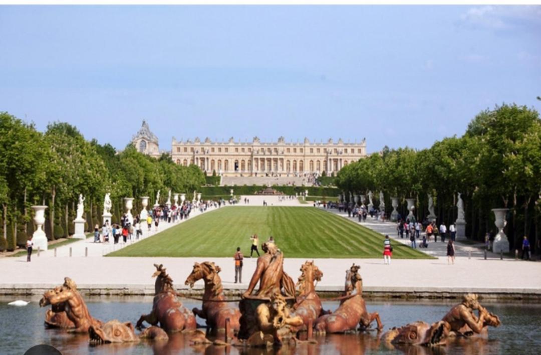 Home Versailles Exteriér fotografie